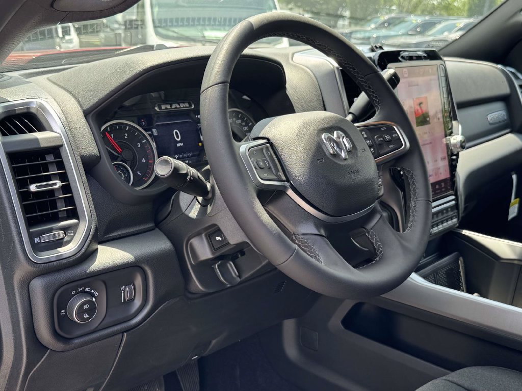 New 2026 RAM 2500 Big Horn AWD/4WD image 2