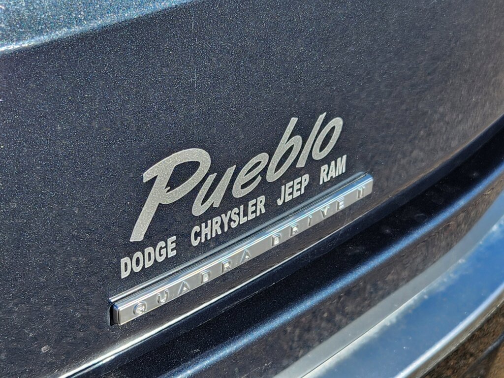 Used 2023 Jeep Wagoneer 4WD w/ Rear Seat Video Group 1 image 12