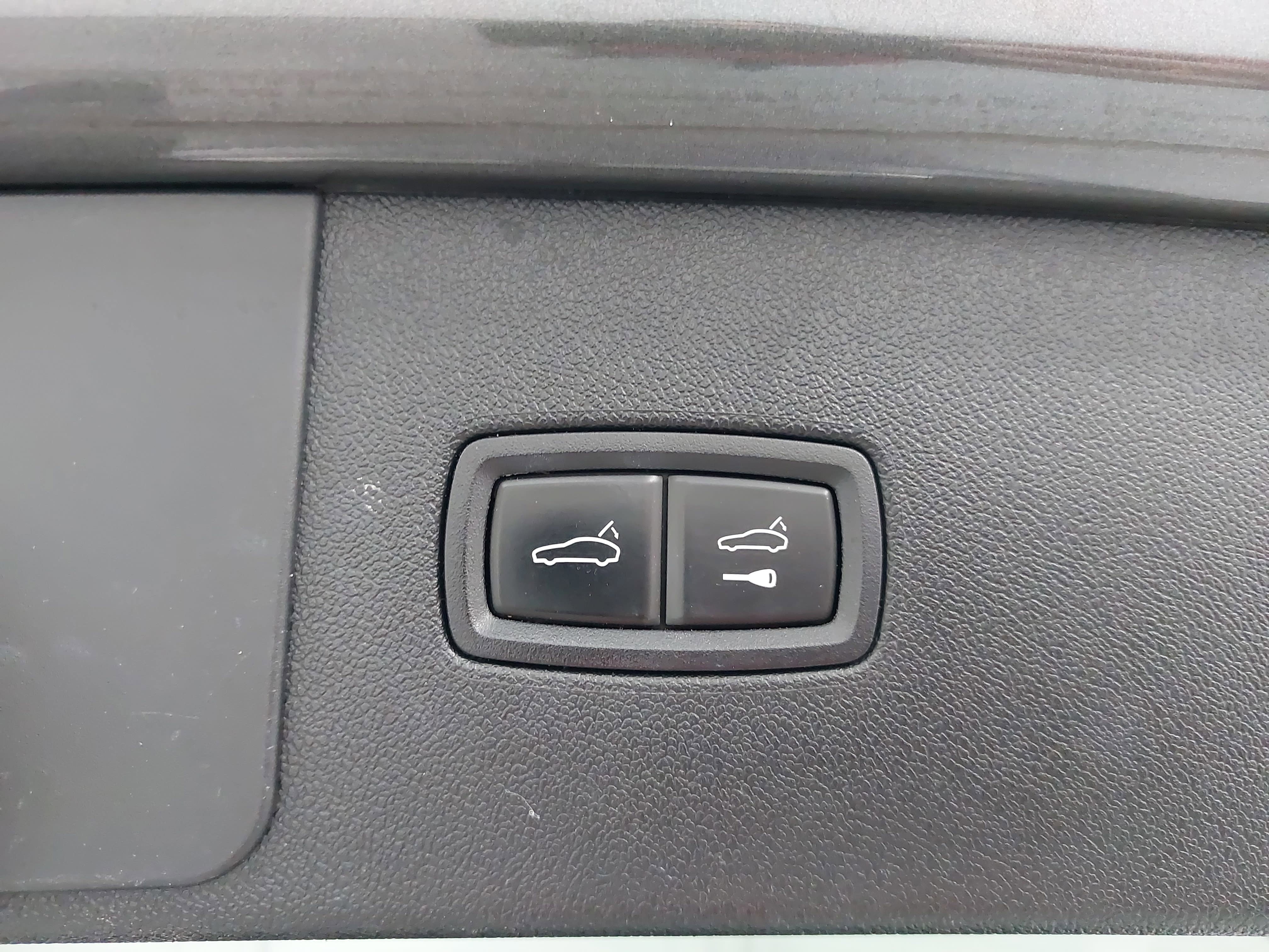 Certified 2019 Porsche Cayenne S AWD/4WD image 15