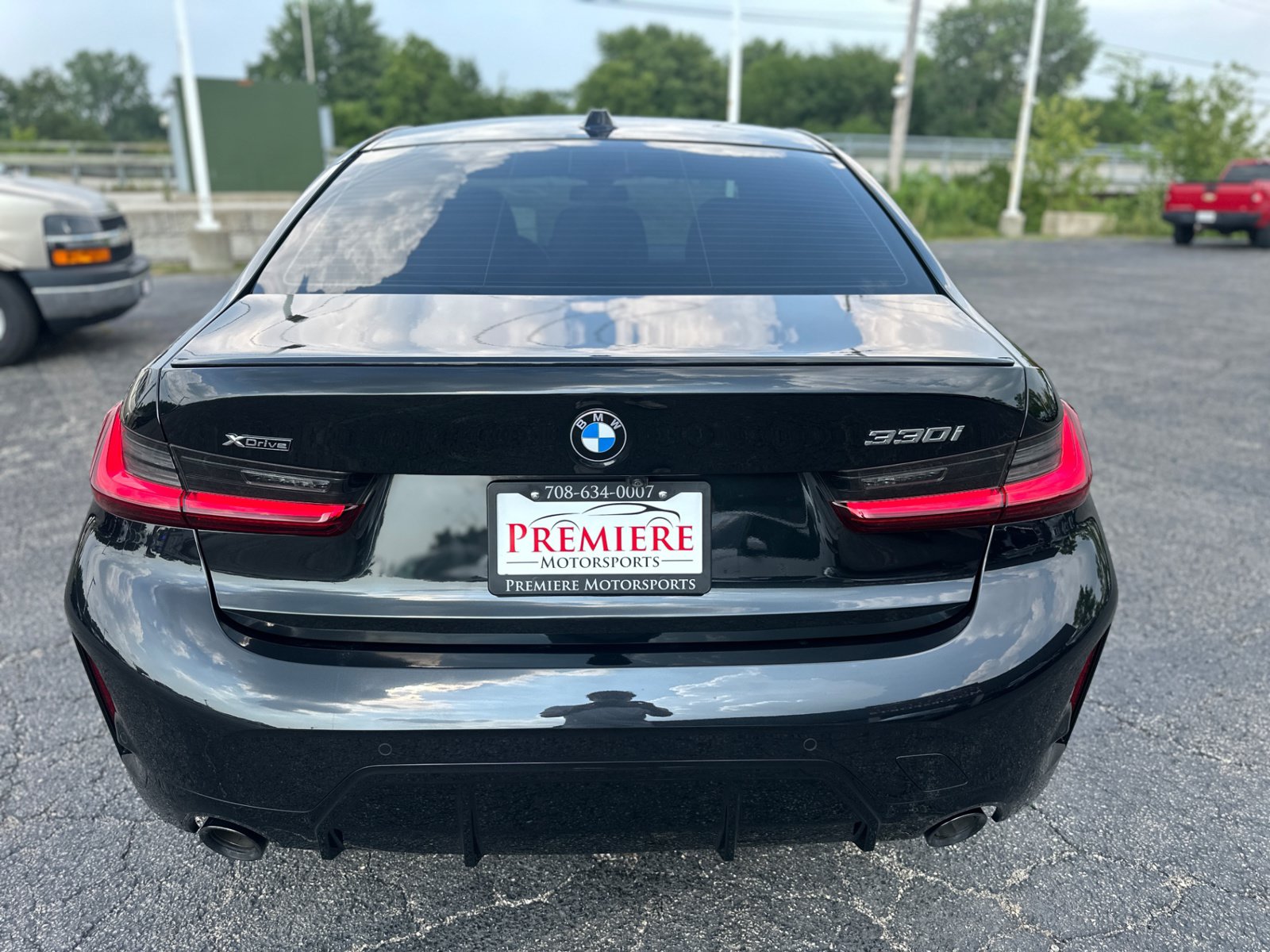 Used 2024 BMW 330i xDrive Sedan w/ M Sport Package AWD/4WD image 4