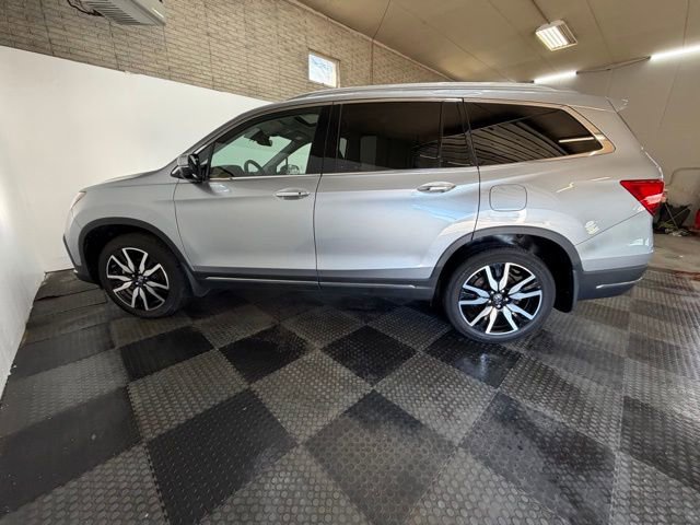 Used 2022 Honda Pilot Touring image 11
