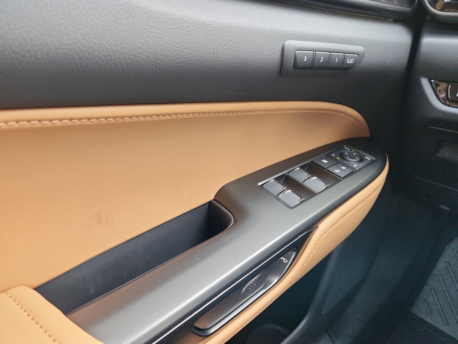 New 2026 Lexus NX 350 AWD w/ Accessory Package (2T) image 13