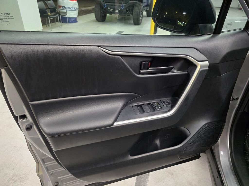 Used 2020 Toyota RAV4 LE w/ All Weather Liner Package image 12