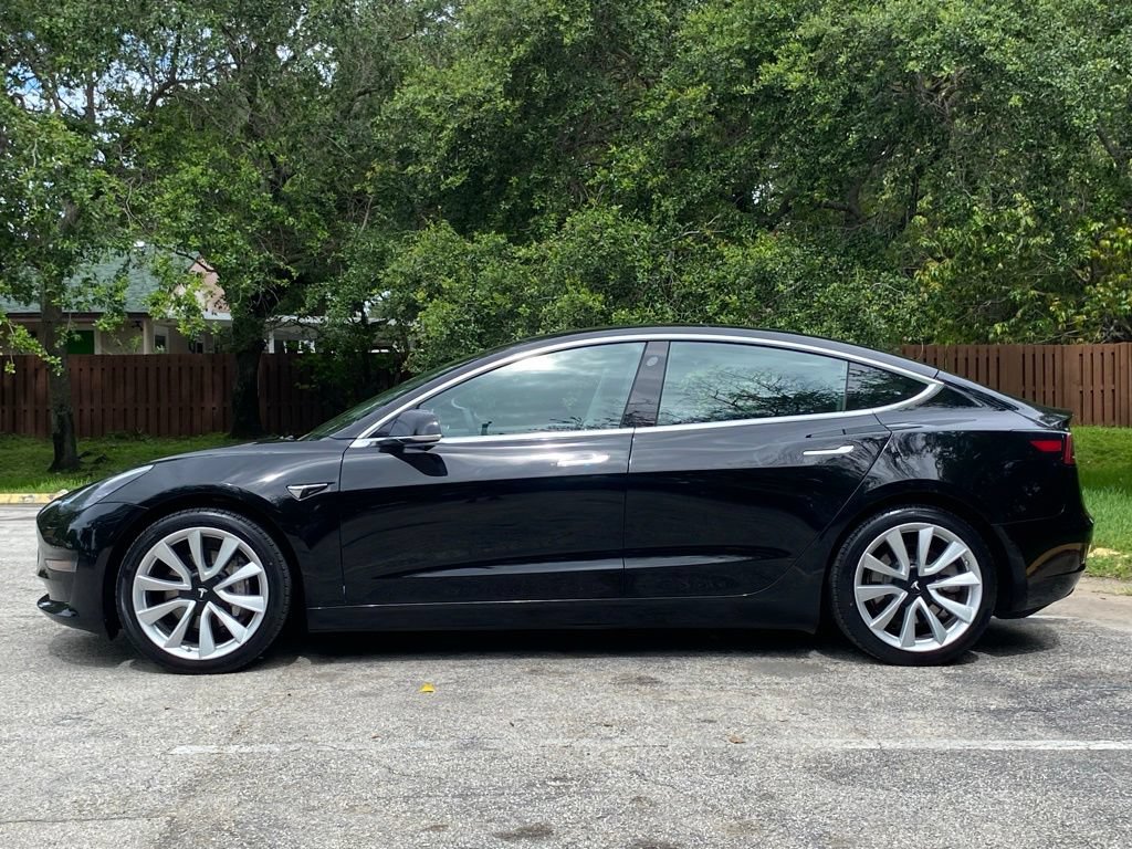Used 2020 Tesla Model 3 Long Range AWD/4WD image 5