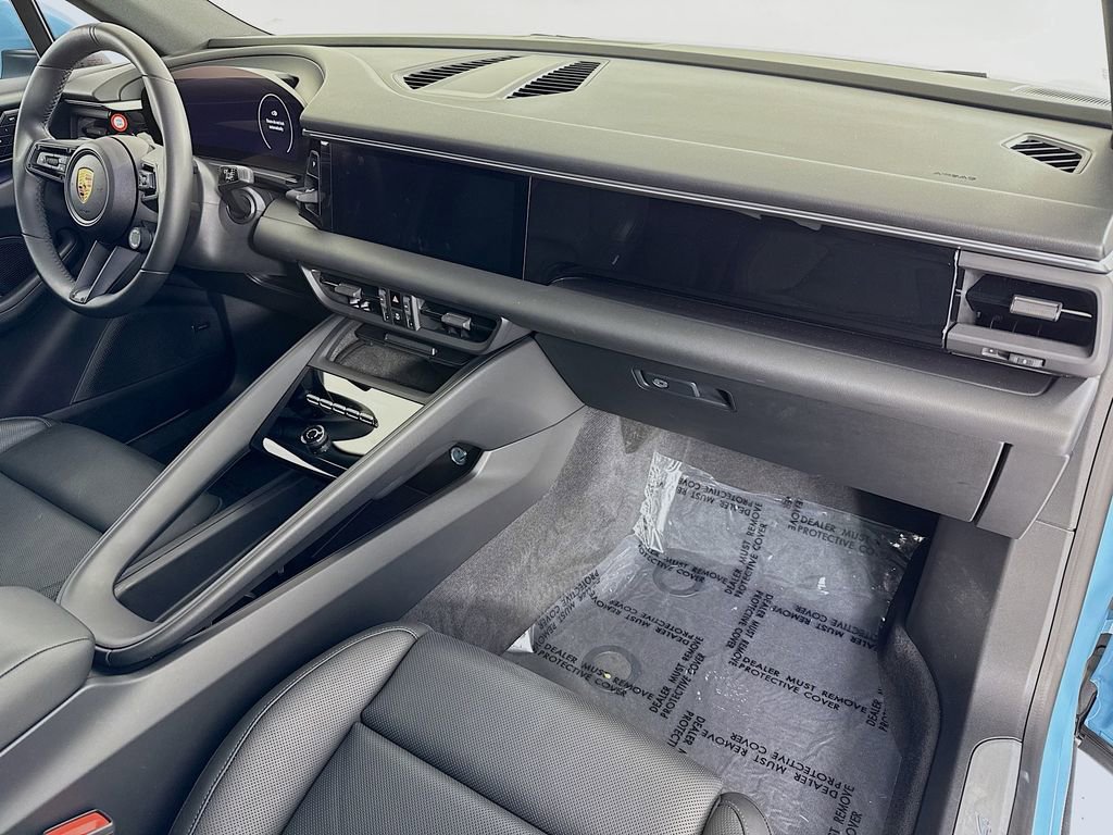 Certified 2024 Porsche Macan 4 Electric image 30