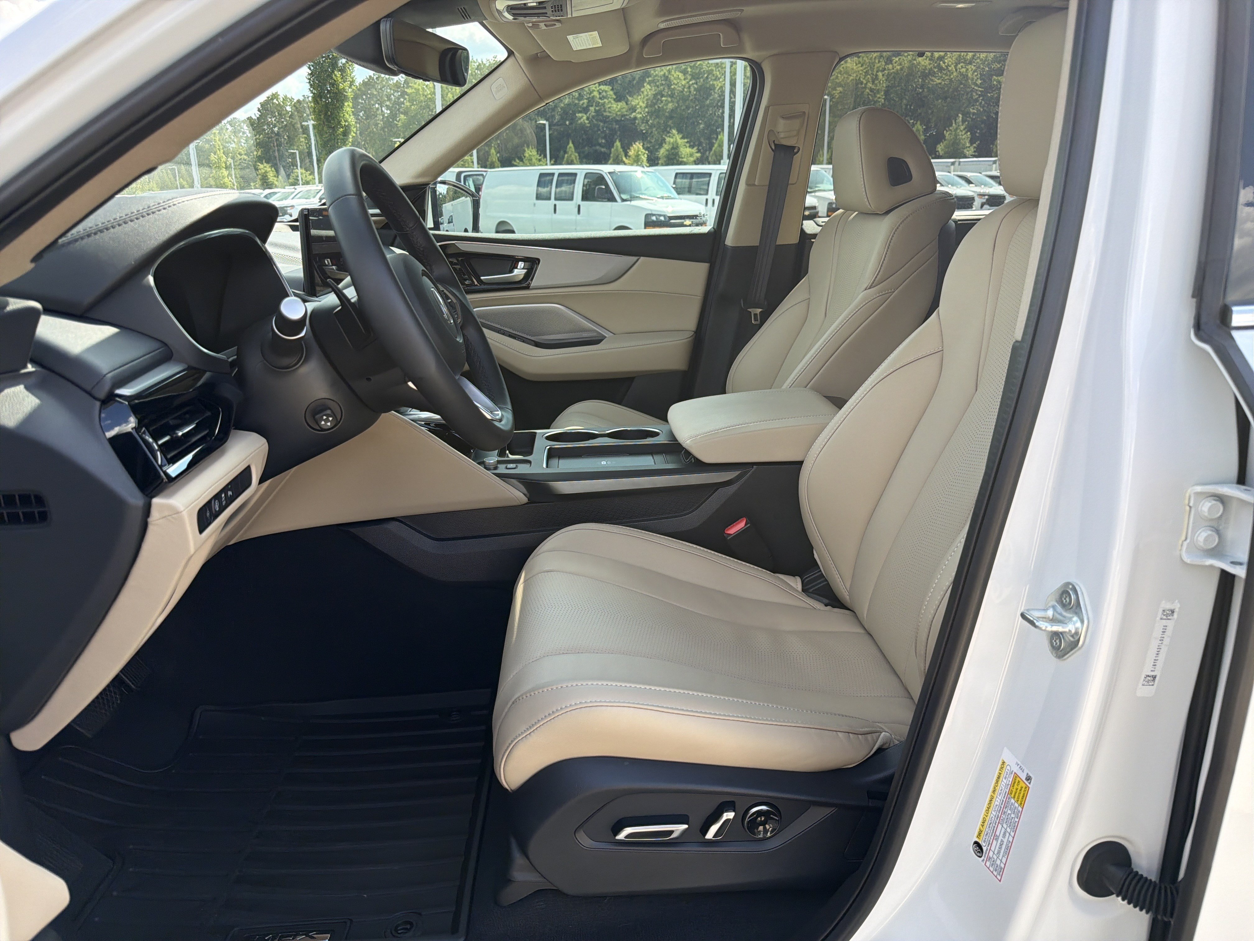Certified 2026 Acura MDX SH-AWD w/ Technology Package image 16