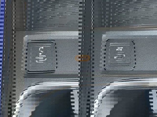 Used 2025 Mercedes-Benz GLA 250 image 21