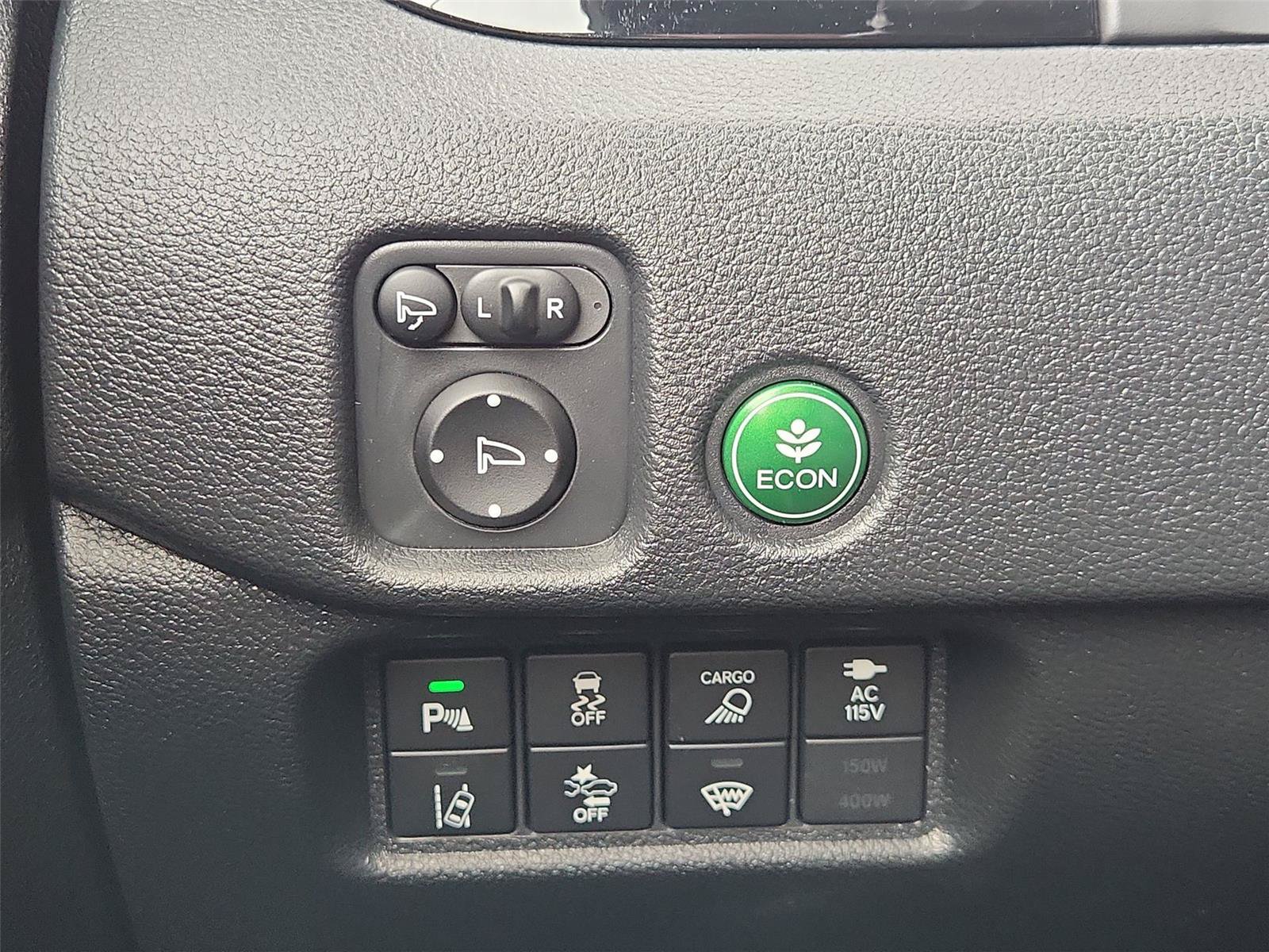 Used 2025 Honda Ridgeline Black Edition image 16