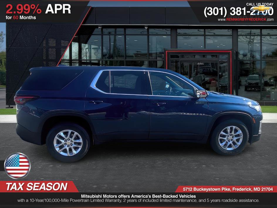 Used 2023 Chevrolet Traverse LS image 6