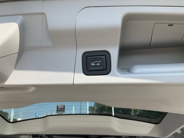 Used 2023 GMC Acadia SLE w/ Driver Convenience Package AWD/4WD image 19