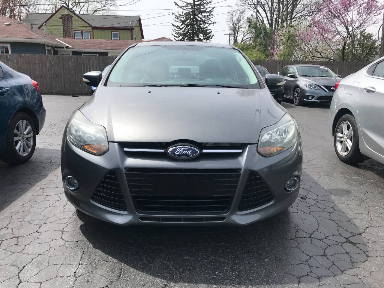 Used 2013 Ford Focus Titanium w/ Titanium Handling Pkg FWD image 3