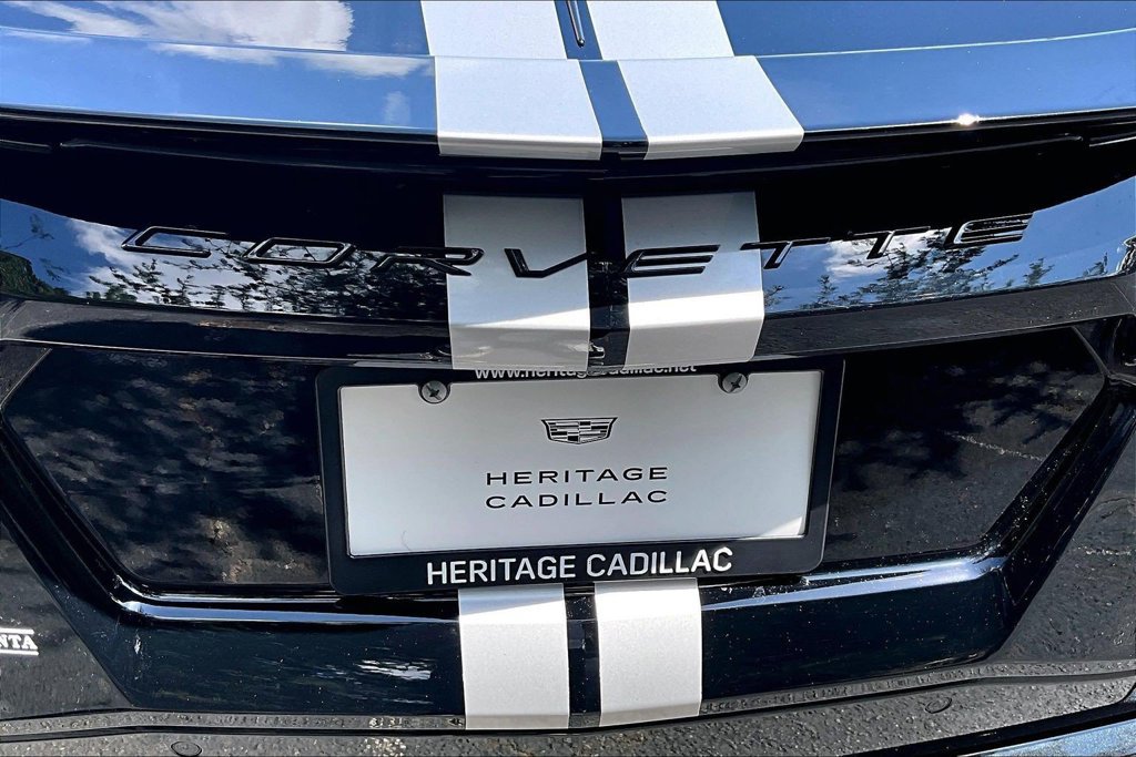 Used 2023 Chevrolet Corvette Stingray Preferred Conv w/ Stealth Interior Trim Package RWD image 22