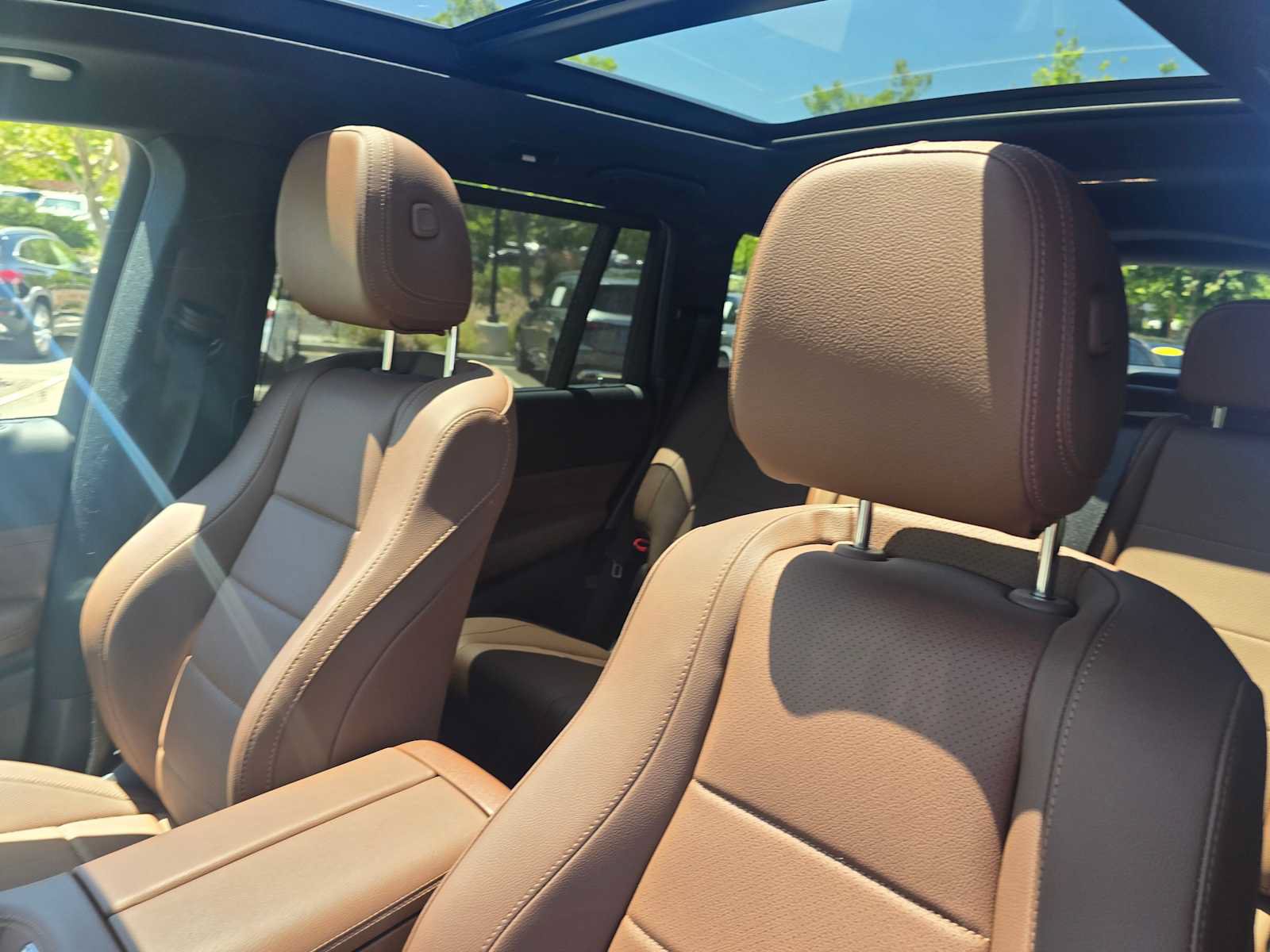 Certified 2026 Mercedes-Benz GLS 450 4MATIC image 25