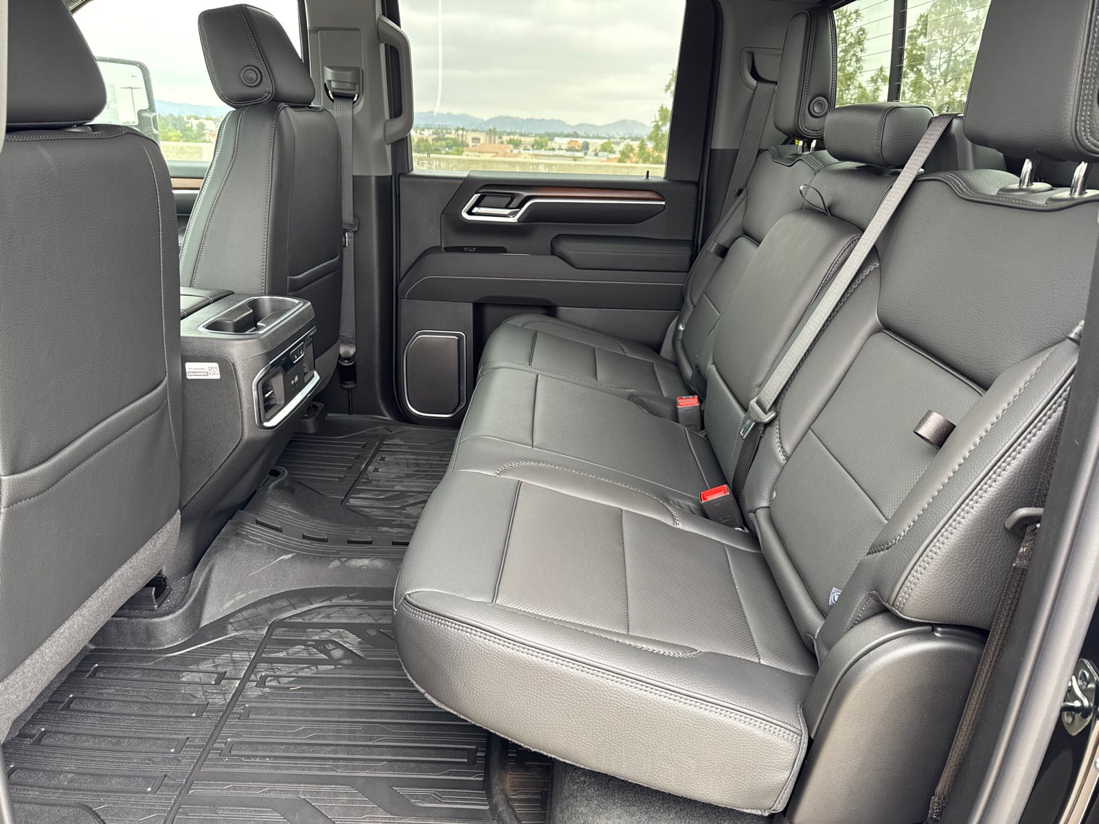 New 2026 GMC Sierra 2500 Denali w/ Denali Reserve Package AWD/4WD image 29