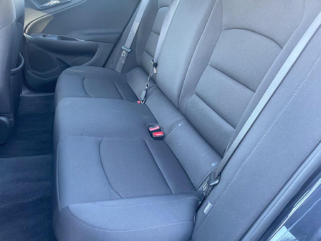 Used 2023 Chevrolet Malibu LS FWD image 27