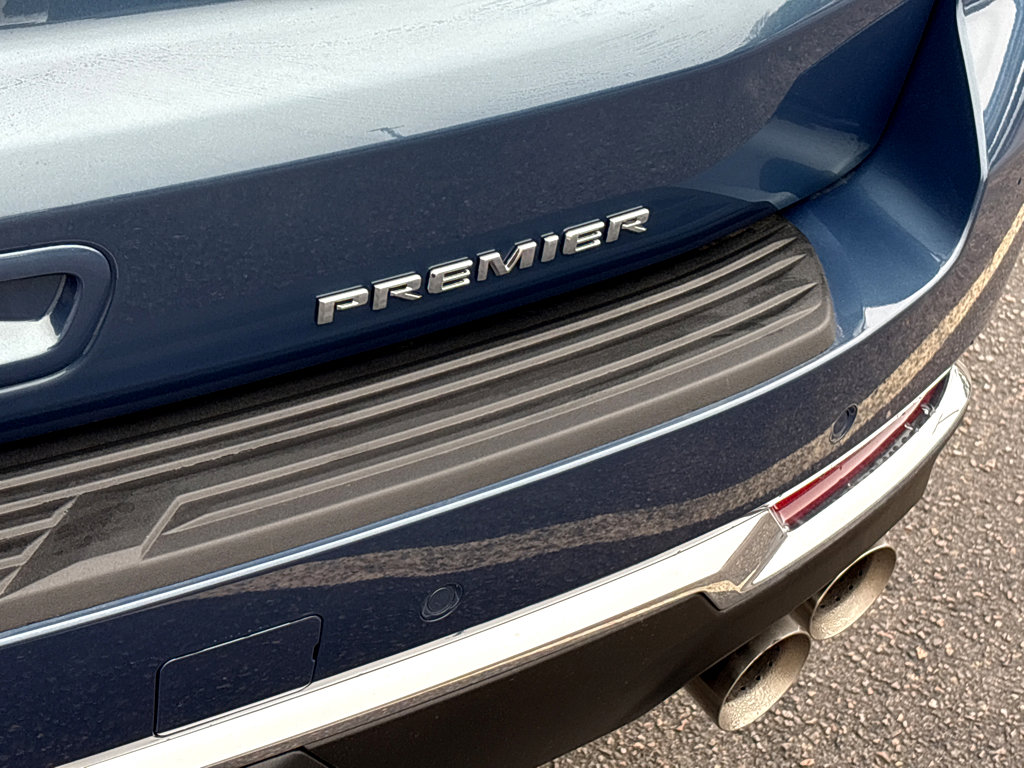 New 2026 Chevrolet Suburban Premier image 34