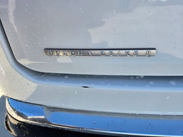 Used 2023 Jeep Grand Wagoneer L Series III w/ Rear Seat Video Group 1 AWD/4WD image 28