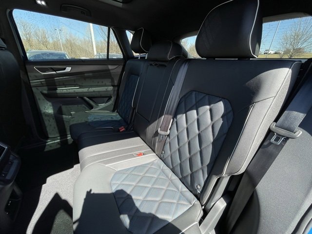New 2025 Volkswagen Atlas Cross Sport SEL Premium R-Line image 24