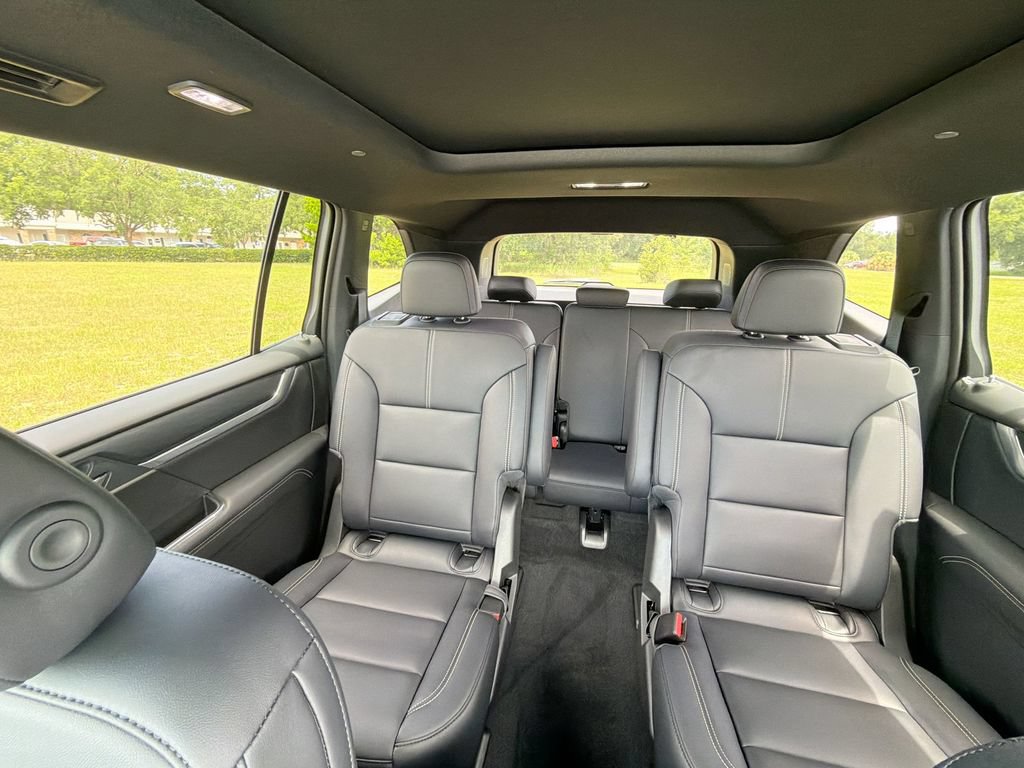 New 2026 GMC Acadia Elevation w/ Elevation Premium Package FWD image 29