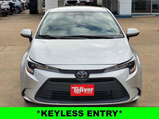 Used 2024 Toyota Corolla LE image 3