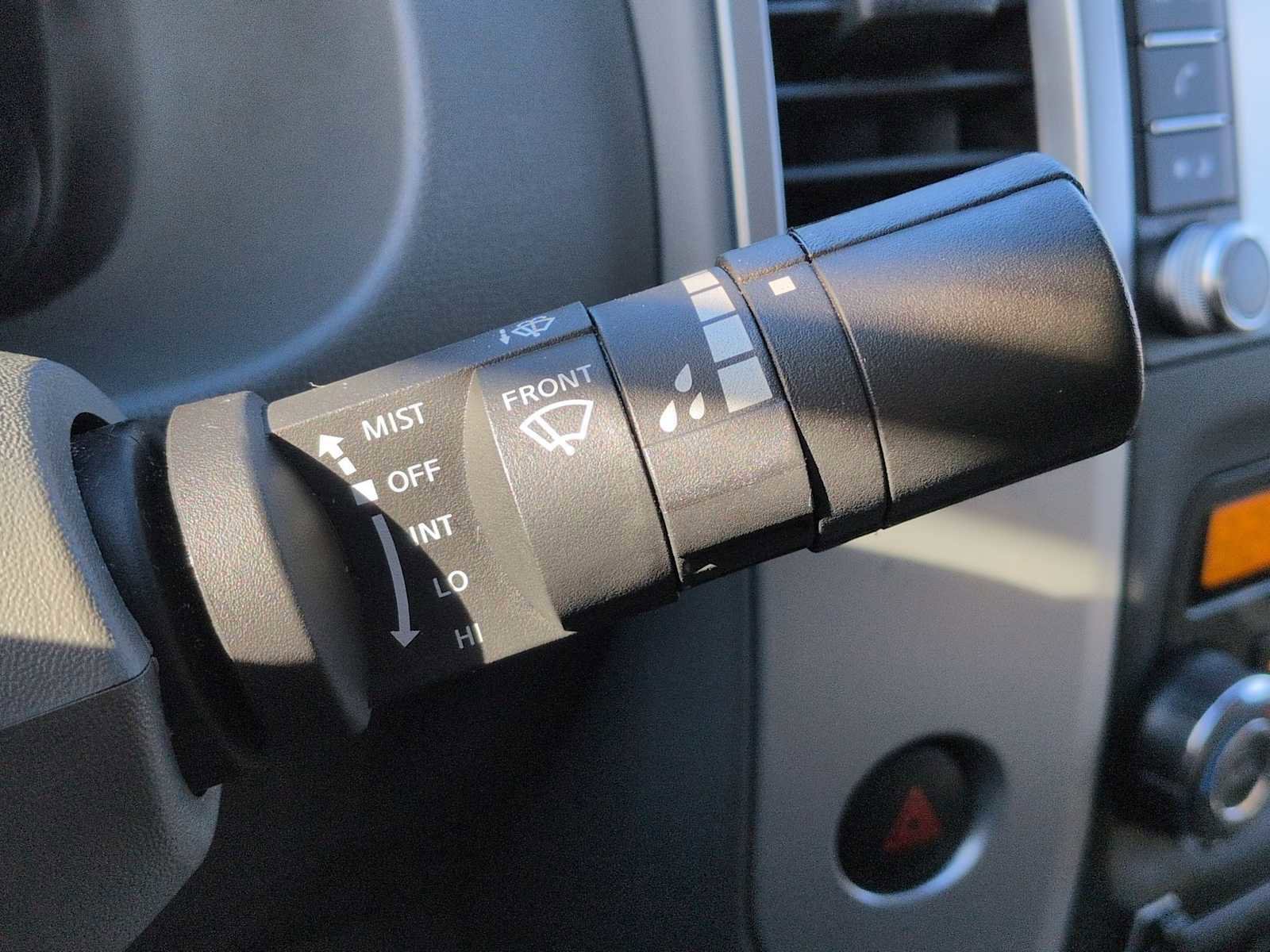 Used 2021 Nissan Frontier SV w/ Midnight Edition Floor Mats image 26