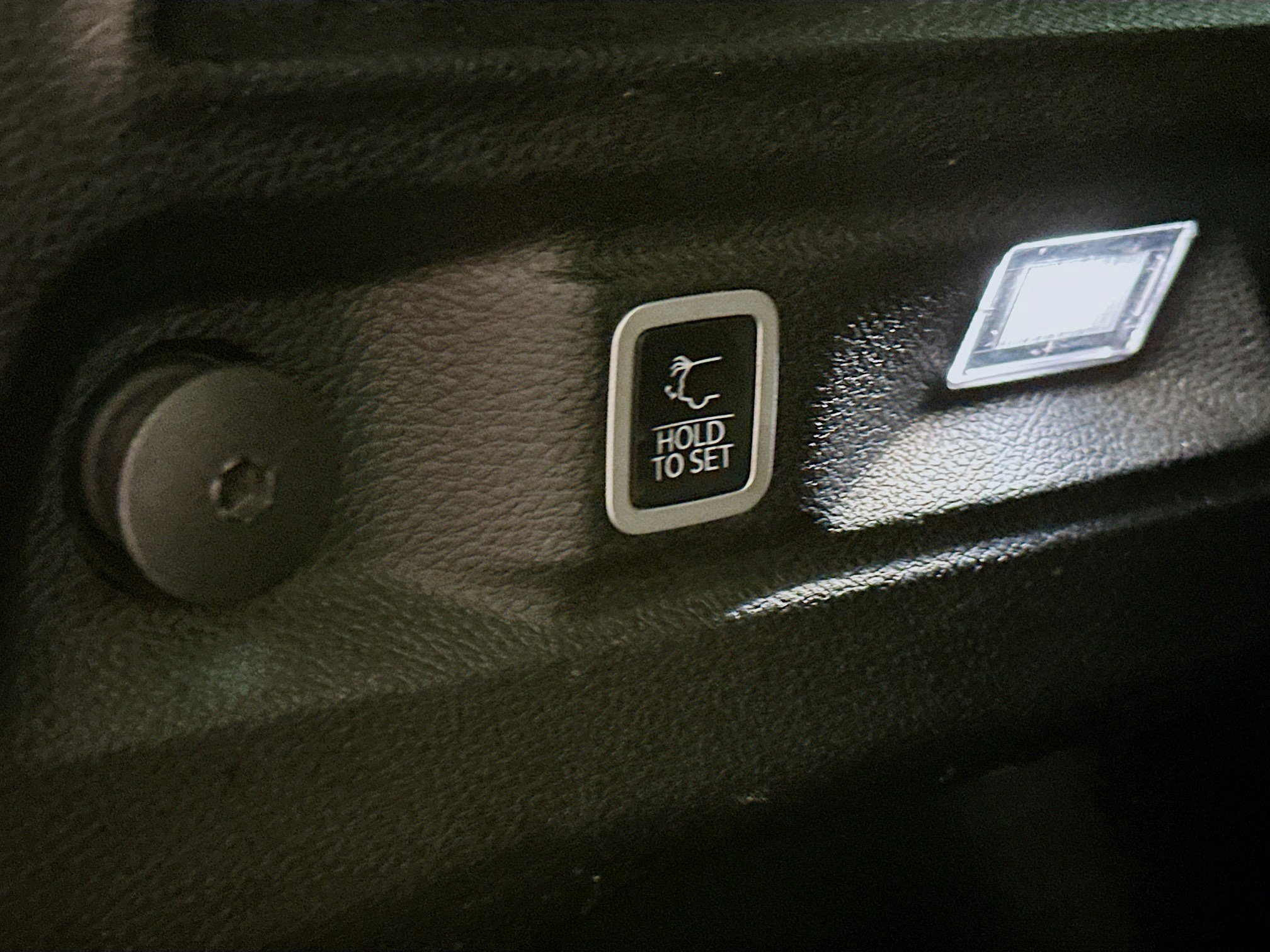 Used 2023 Jeep Grand Cherokee L Limited w/ Trailer Tow Group (B) image 33