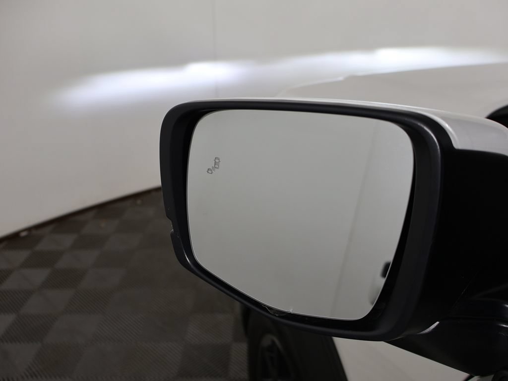 Used 2025 Honda Pilot EX-L image 38