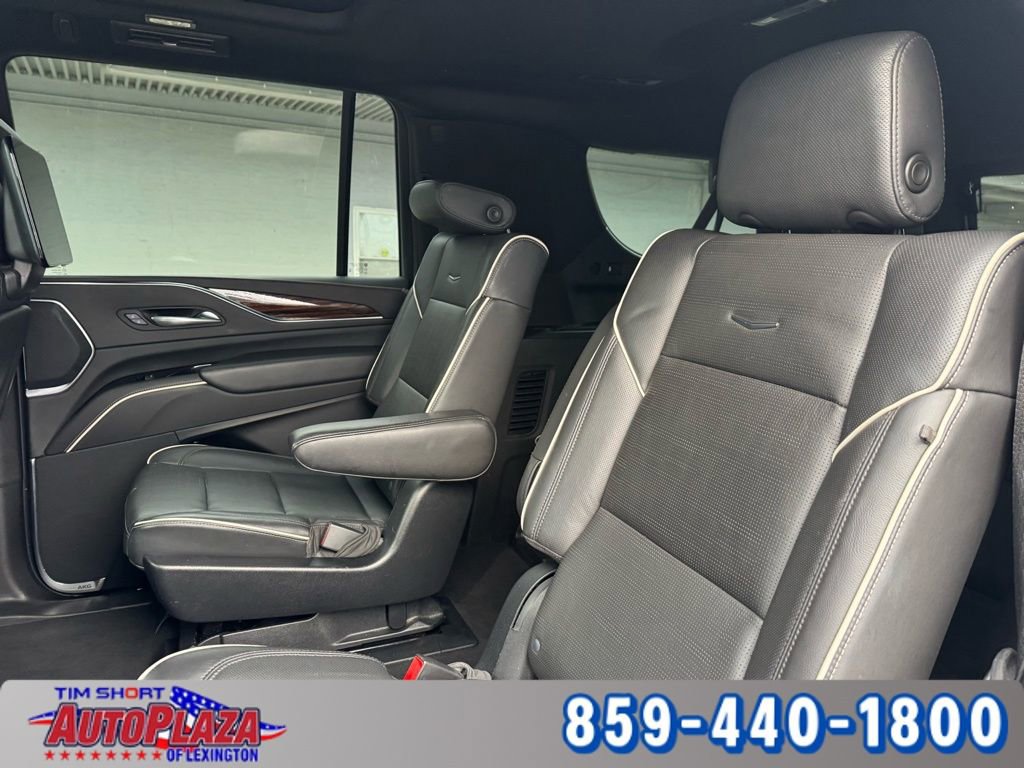 Used 2021 Cadillac Escalade ESV Premium Luxury image 39