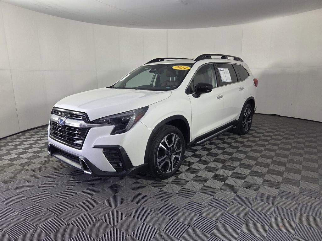 Used 2024 Subaru Ascent Touring image 4