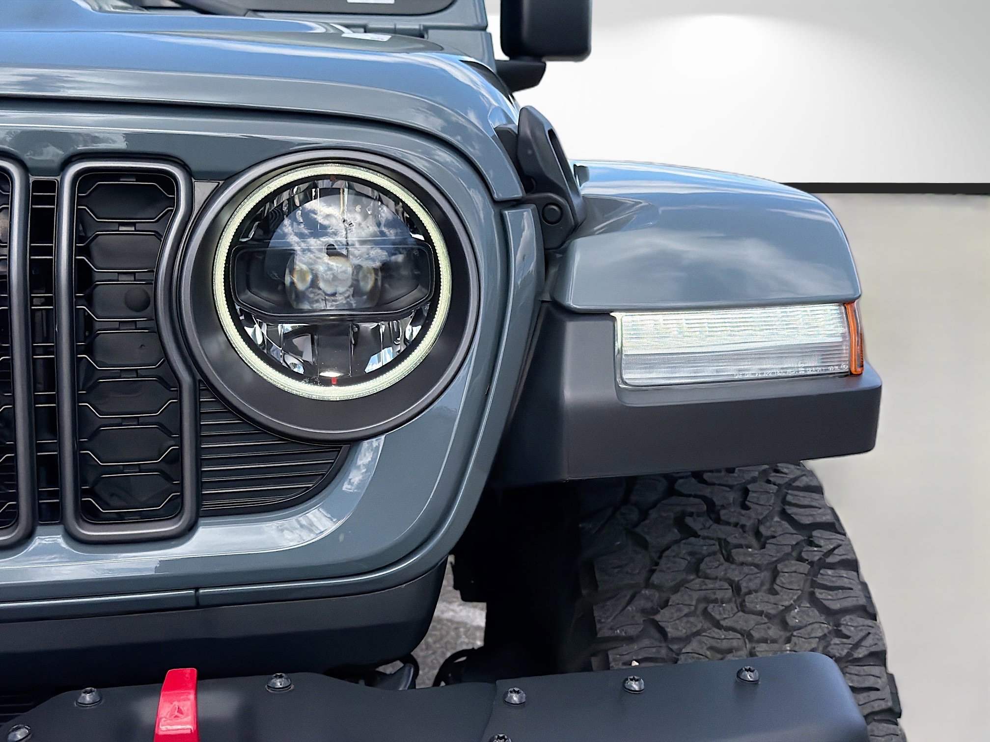 Used 2024 Jeep Wrangler Unlimited Rubicon image 9