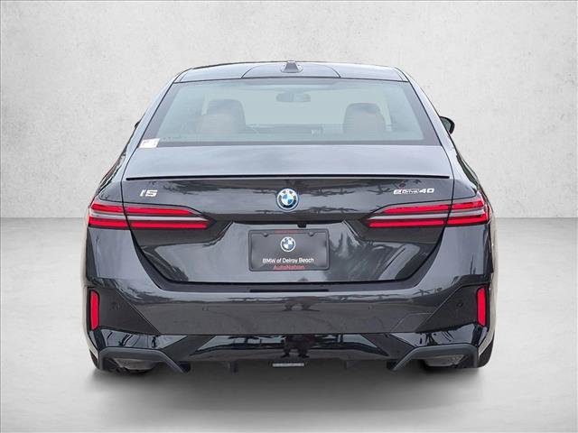 New 2027 BMW i5 eDrive40 w/ M Sport Package RWD image 7