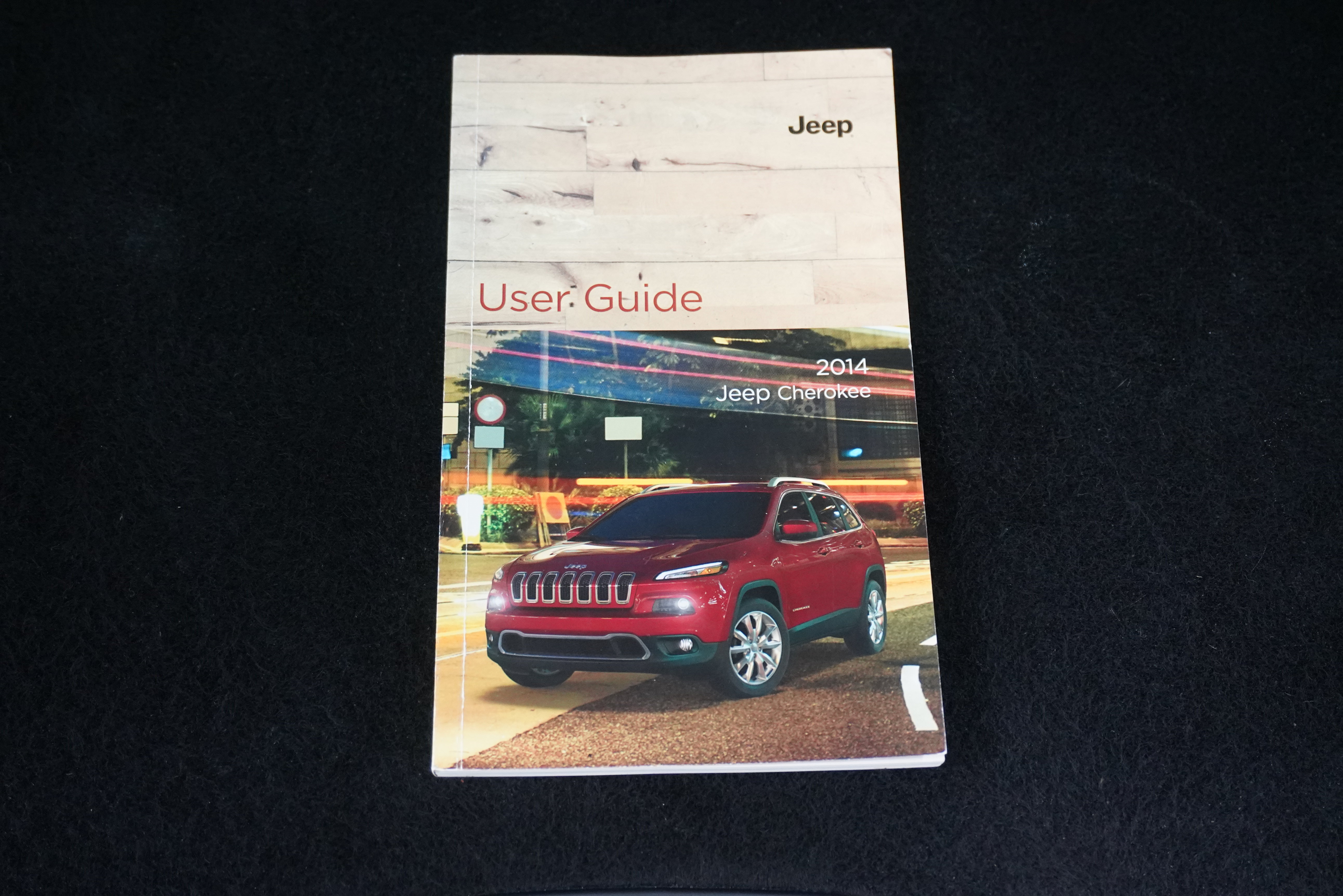 Used 2014 Jeep Cherokee Latitude FWD image 19