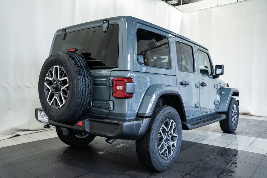New 2026 Jeep Wrangler Unlimited Sahara AWD/4WD image 4