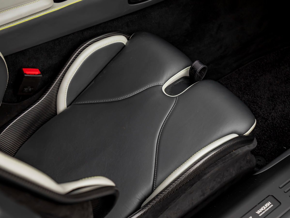 Used 2025 Aston Martin Vanquish image 23