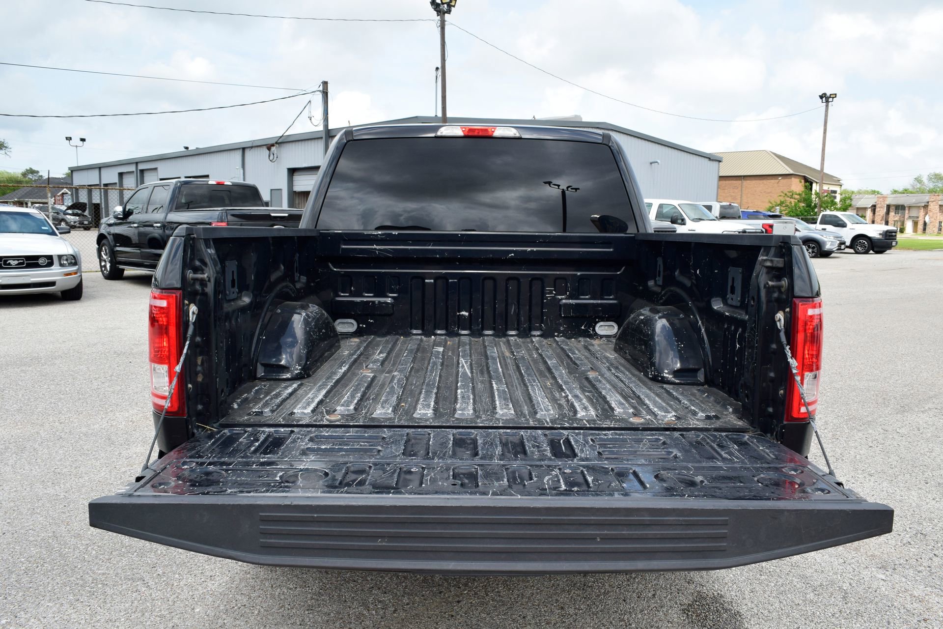 Used 2016 Ford F150 XLT image 19