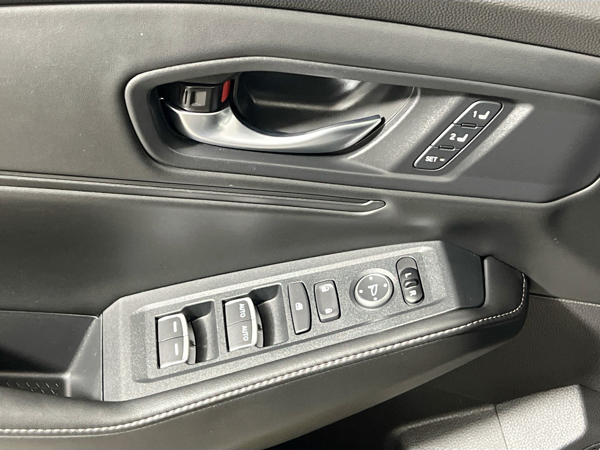 Used 2025 Honda Accord Sport image 17