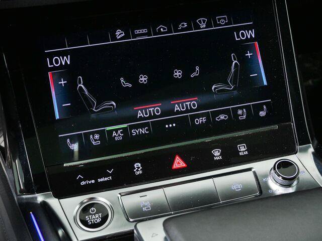 Used 2022 Audi e-tron Chronos w/ Chronos Package AWD/4WD image 26