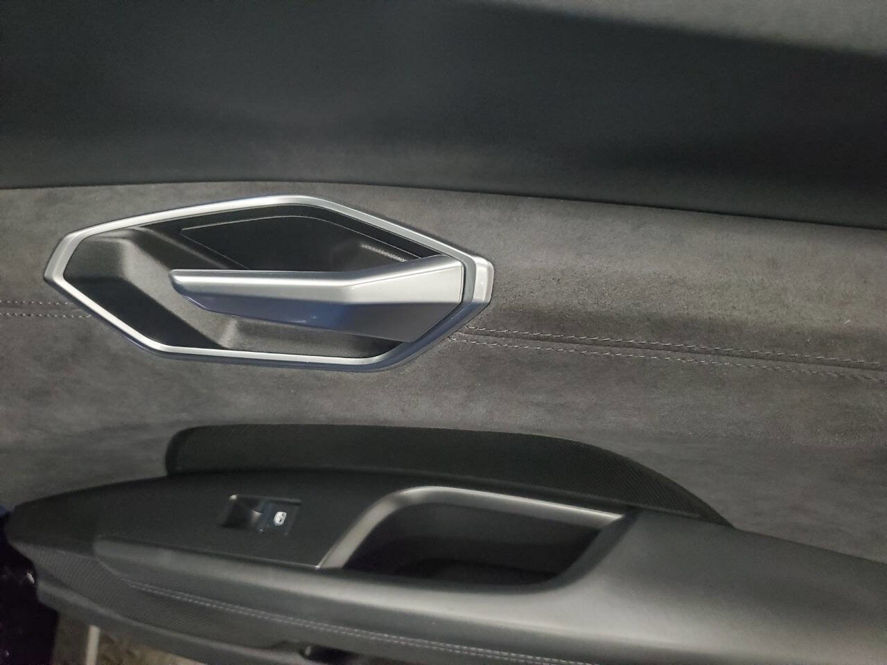 Used 2022 Audi e-tron GT Prestige image 18