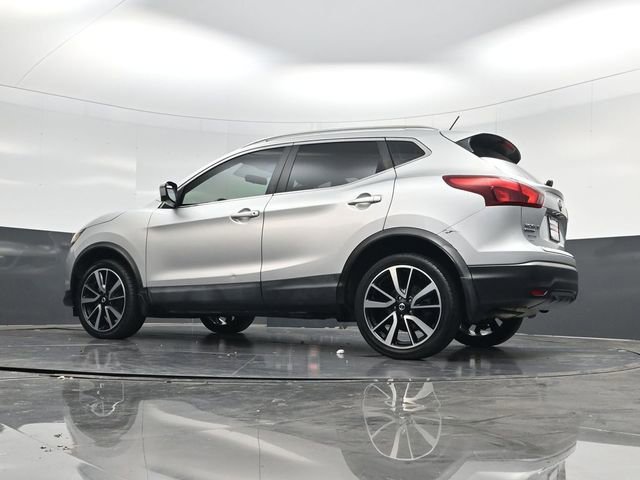 Used 2017 Nissan Rogue Sport SL FWD image 47