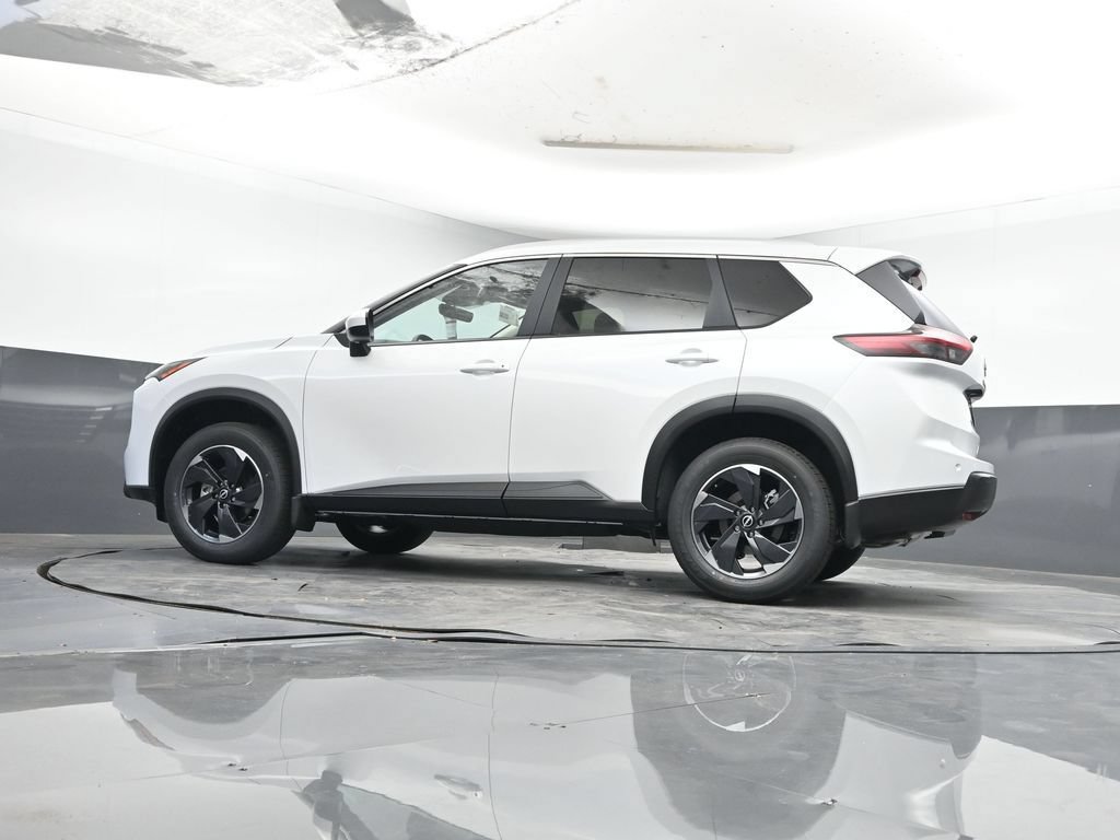 Used 2026 Nissan Rogue SV w/ SV Premium Package AWD/4WD image 11