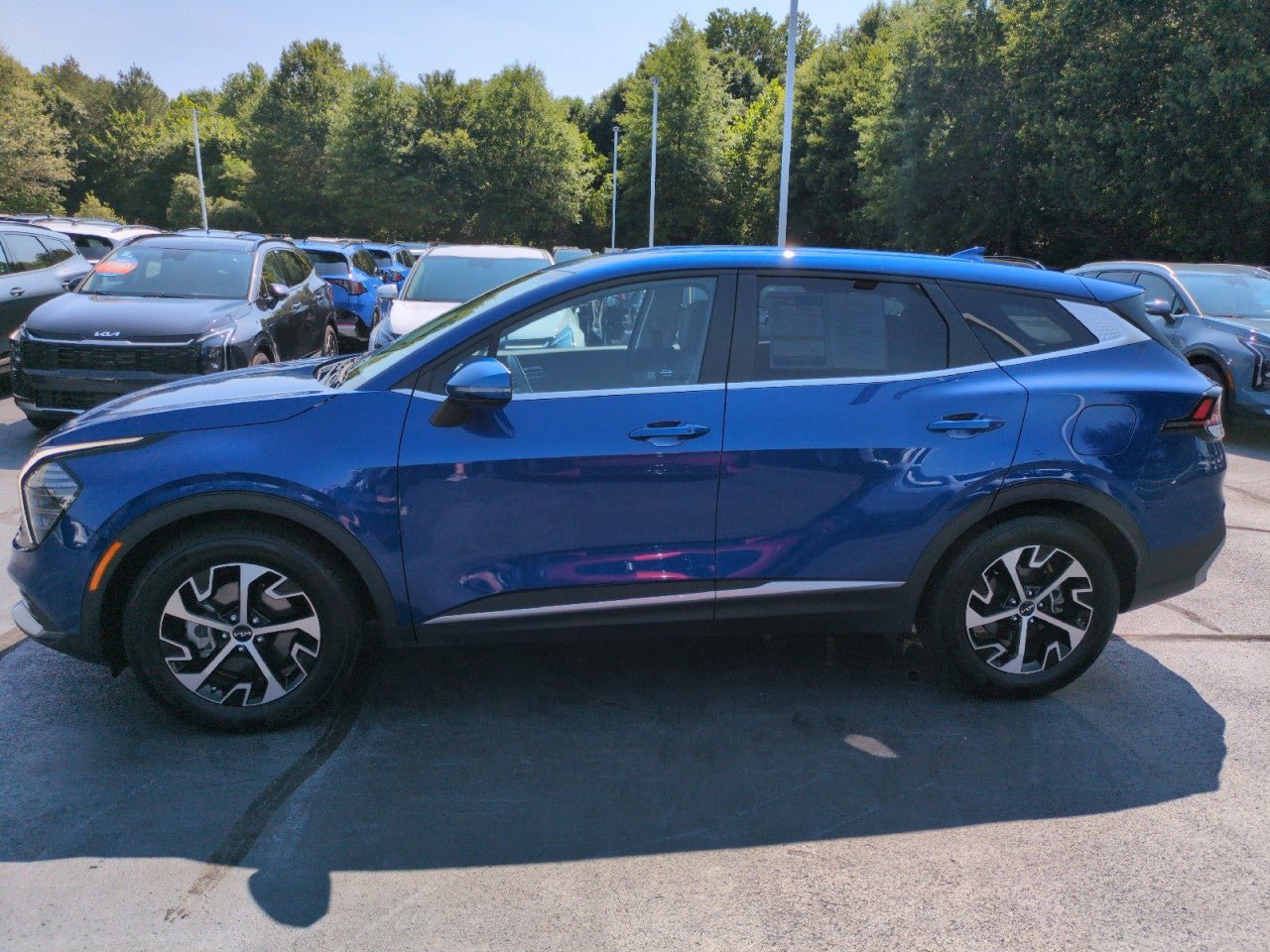 Certified 2024 Kia Sportage EX FWD image 4