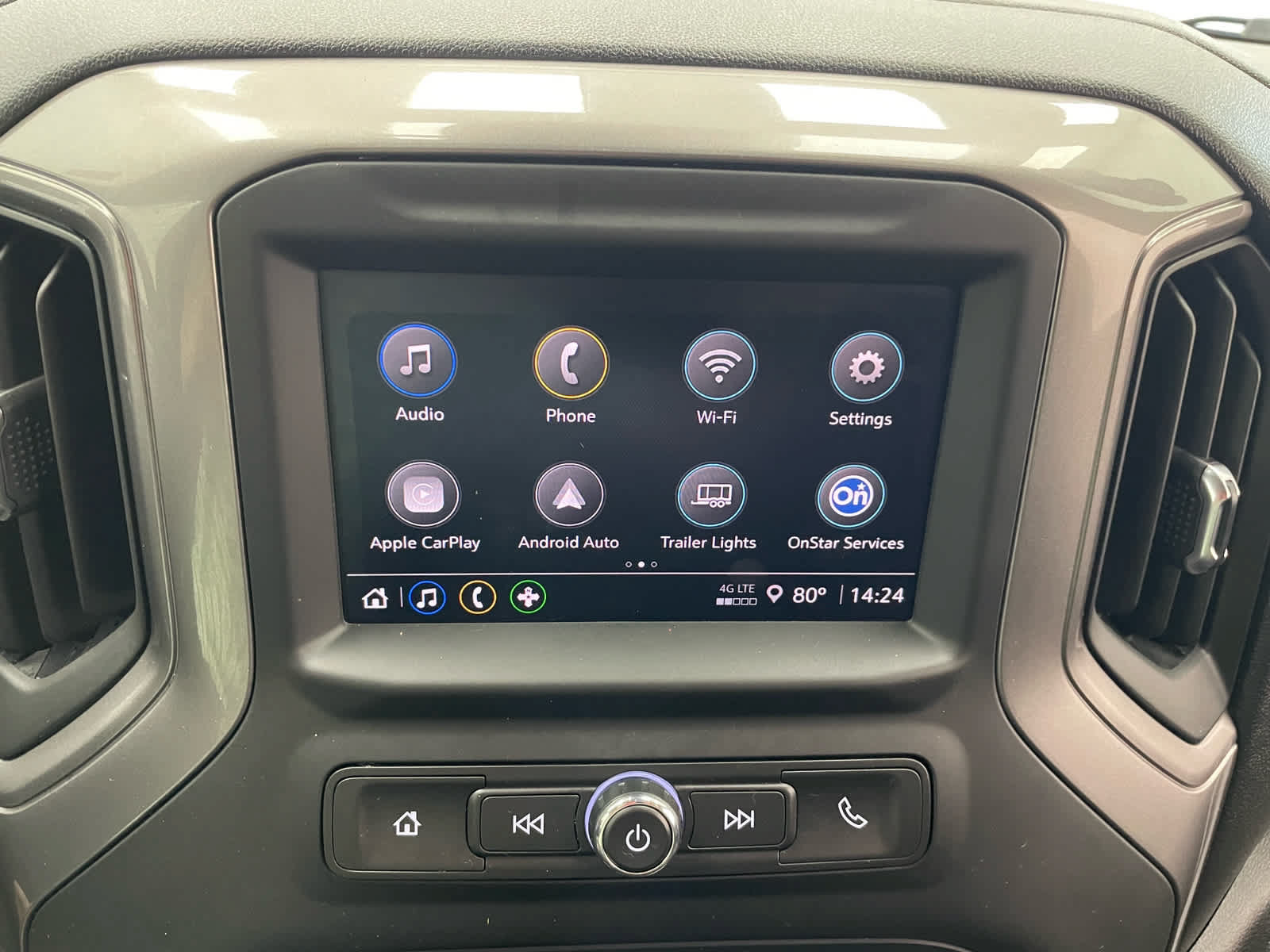 Used 2025 Chevrolet Silverado 1500 Custom w/ Turbomax Blackout Package AWD/4WD image 3