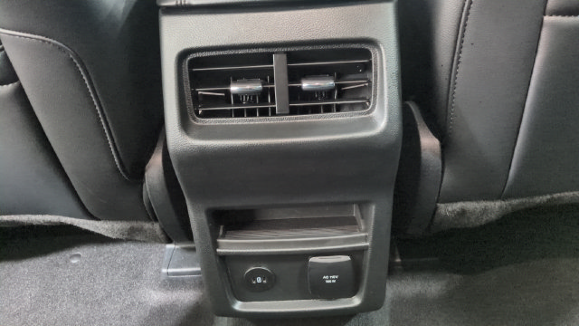Used 2024 Ford Edge SEL w/ Convenience Package AWD/4WD image 31