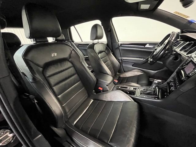 Used 2015 Volkswagen Golf R 4-Door image 9