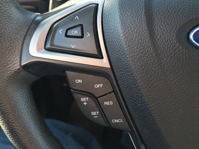 Used 2020 Ford Fusion SE image 37