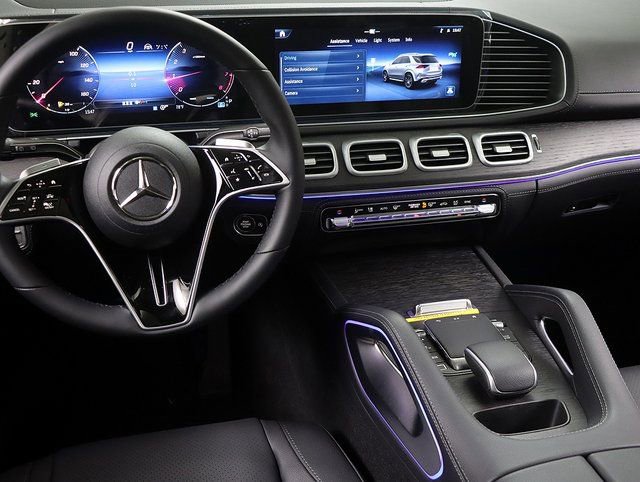 New 2025 Mercedes-Benz GLE 350 4MATIC image 16