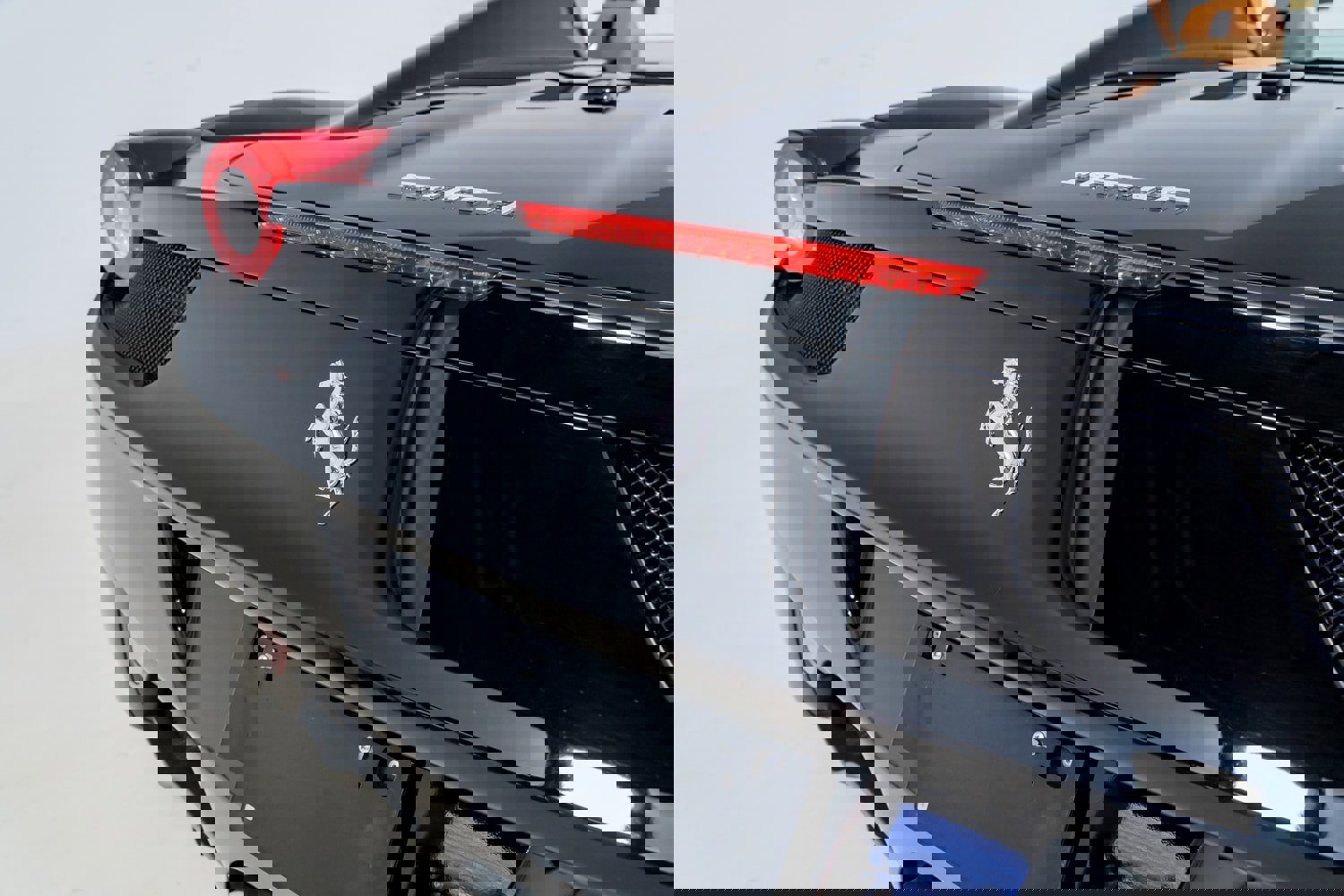 Used 2014 Ferrari 458 Spider image 36