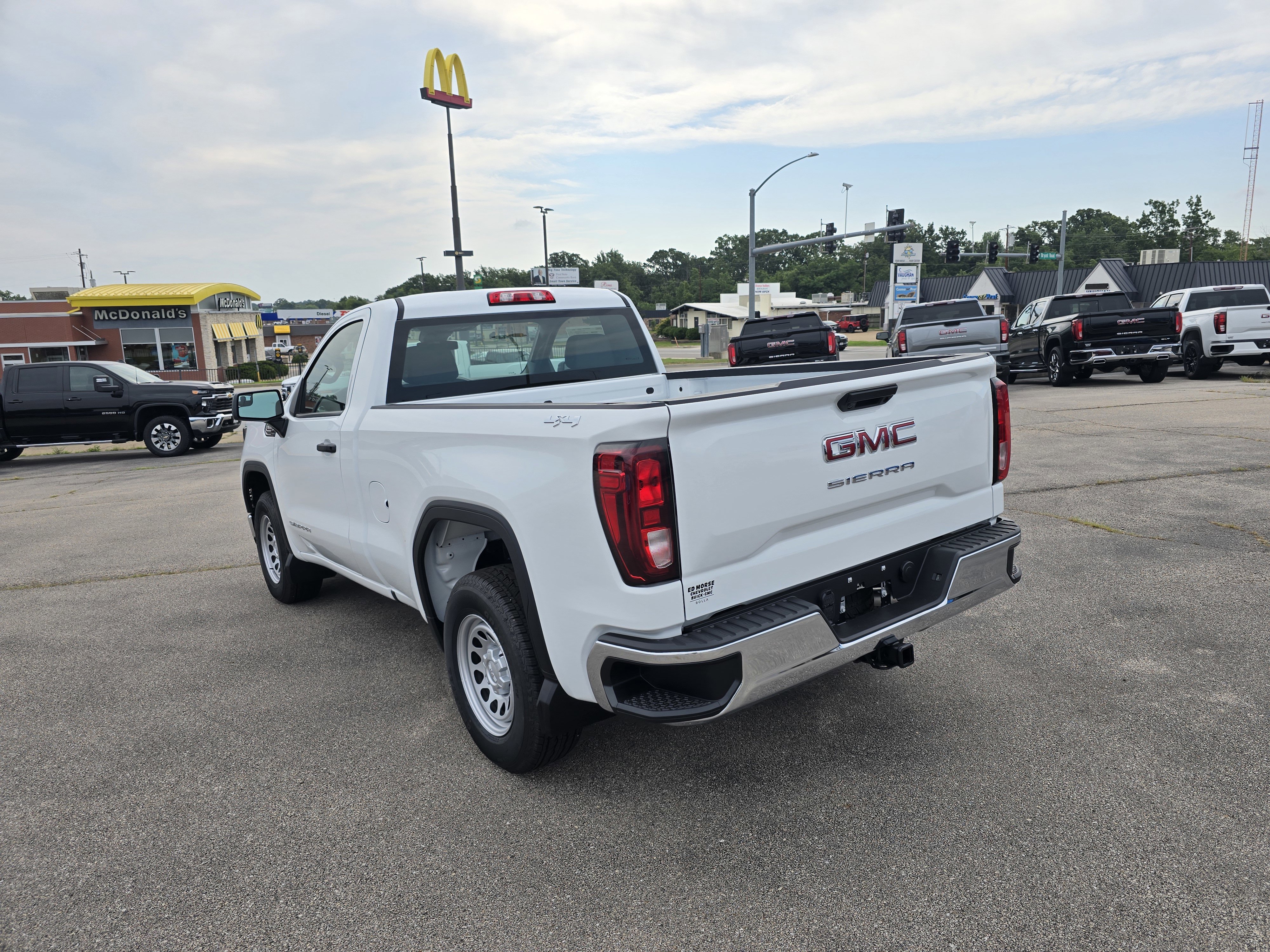 New 2025 GMC Sierra 1500 Pro w/ Trailering Package image 5