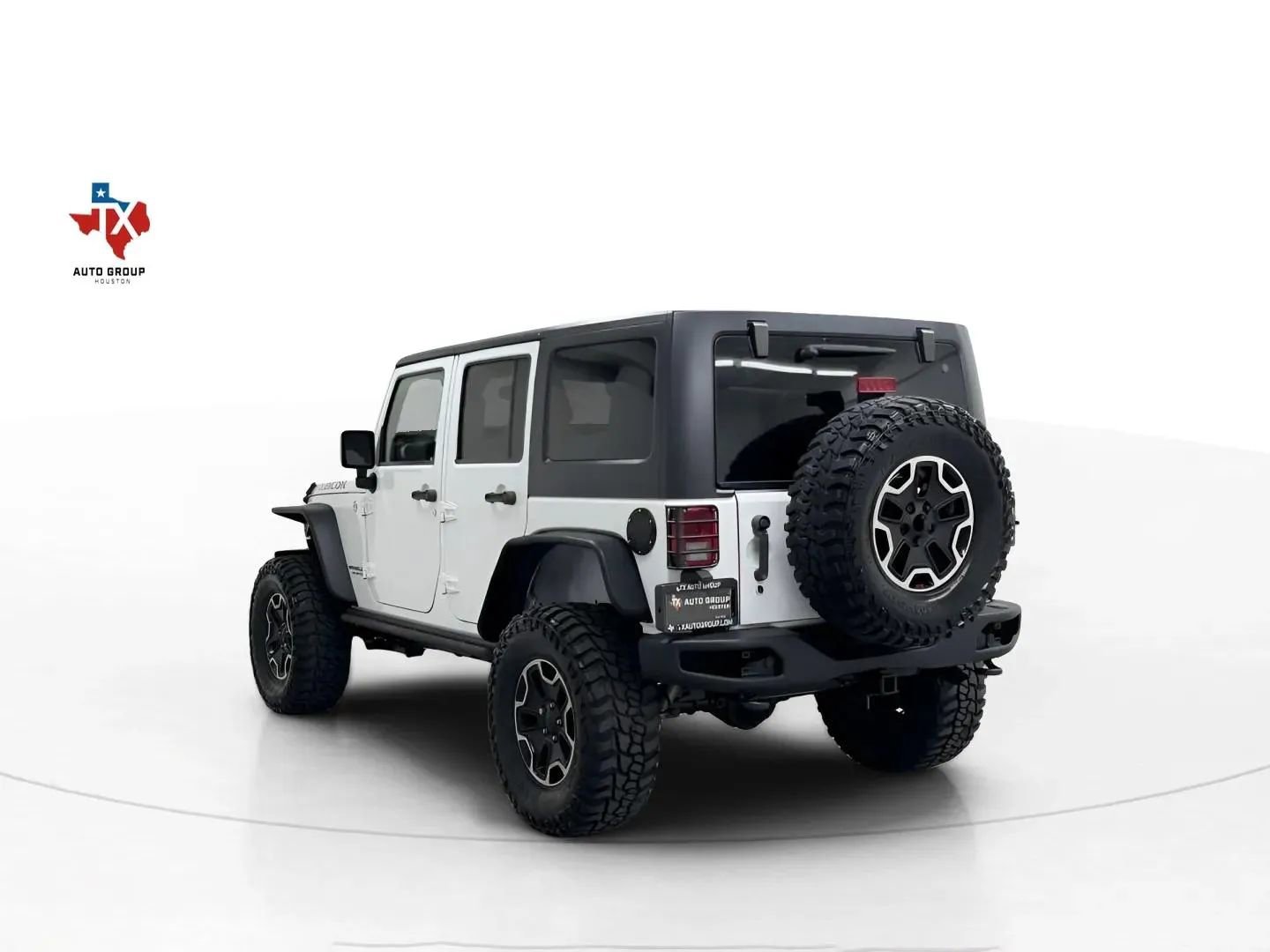 Used 2015 Jeep Wrangler Unlimited Rubicon AWD/4WD image 4