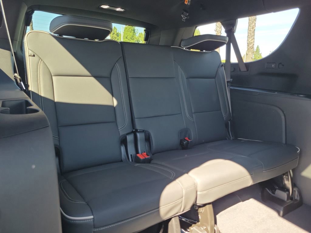 New 2026 Chevrolet Suburban Premier w/ Sun And Tow Package image 21
